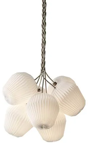 Le Klint THE BOUQUET Große Kronleuchter mit 7 Papierschirmen